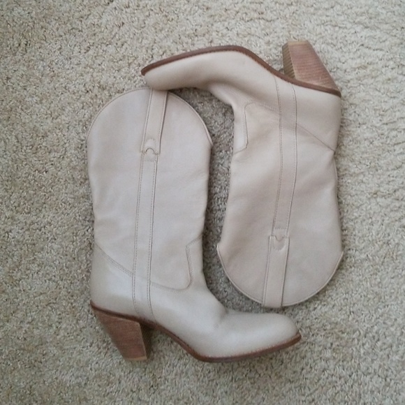 Jessica Simpson Shoes - Jessica Simpson cowboy boots Sz 7B